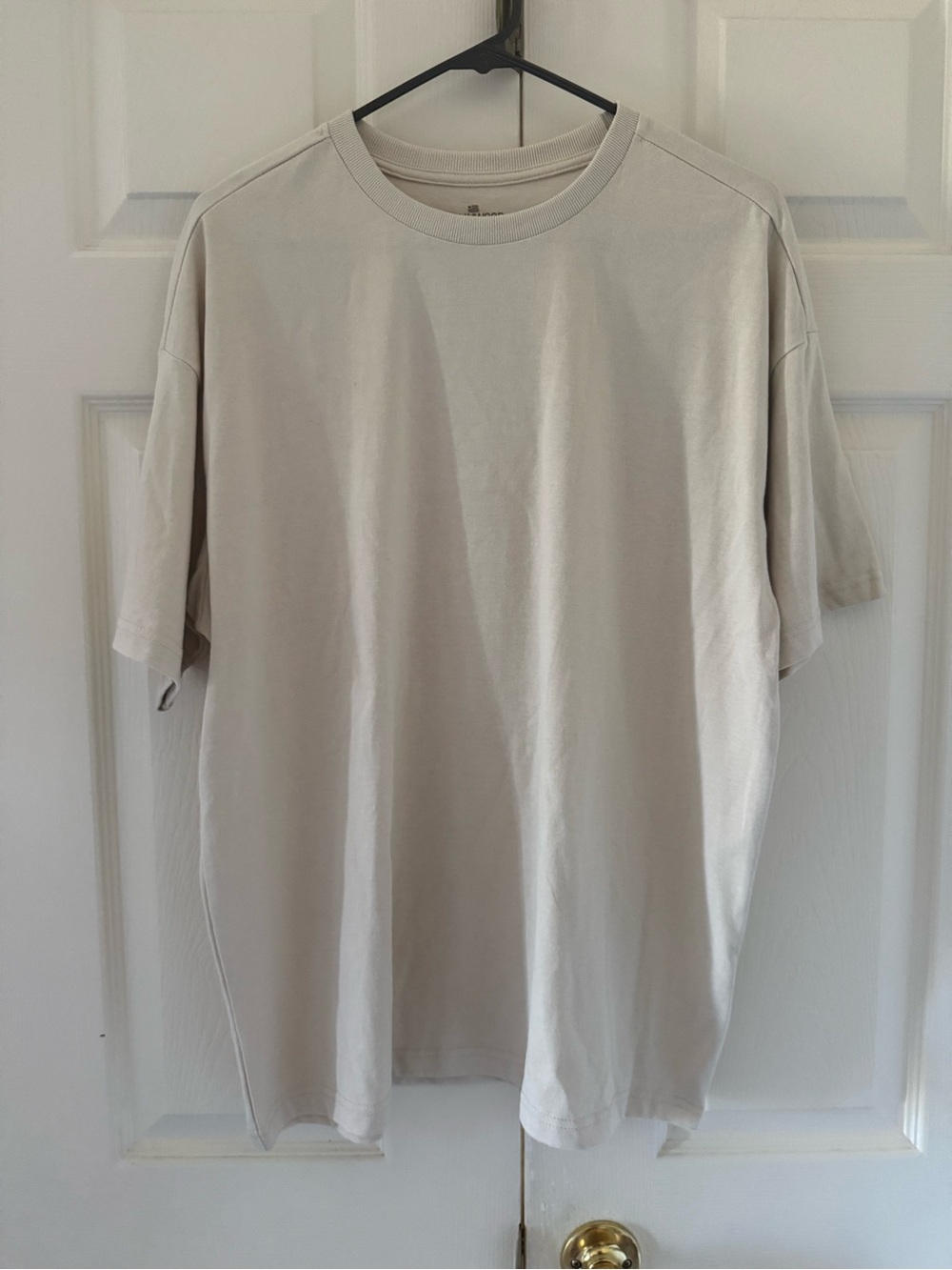 Men's Short Sleeve Crew Neck T-Shirt in Light Beige